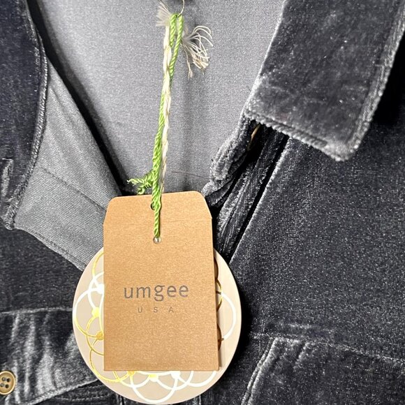 Umgee Velvet Long Sleeved Tiered Collared Dress NWT 2X 18/20 - Picture 8 of 9